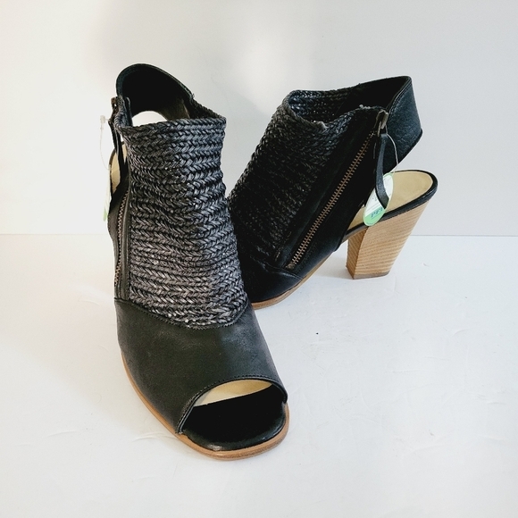 NEW Paul Green Sandal Peep Toe Bootie Black Woven Leather Side Zip Size 11 US - Picture 2 of 7